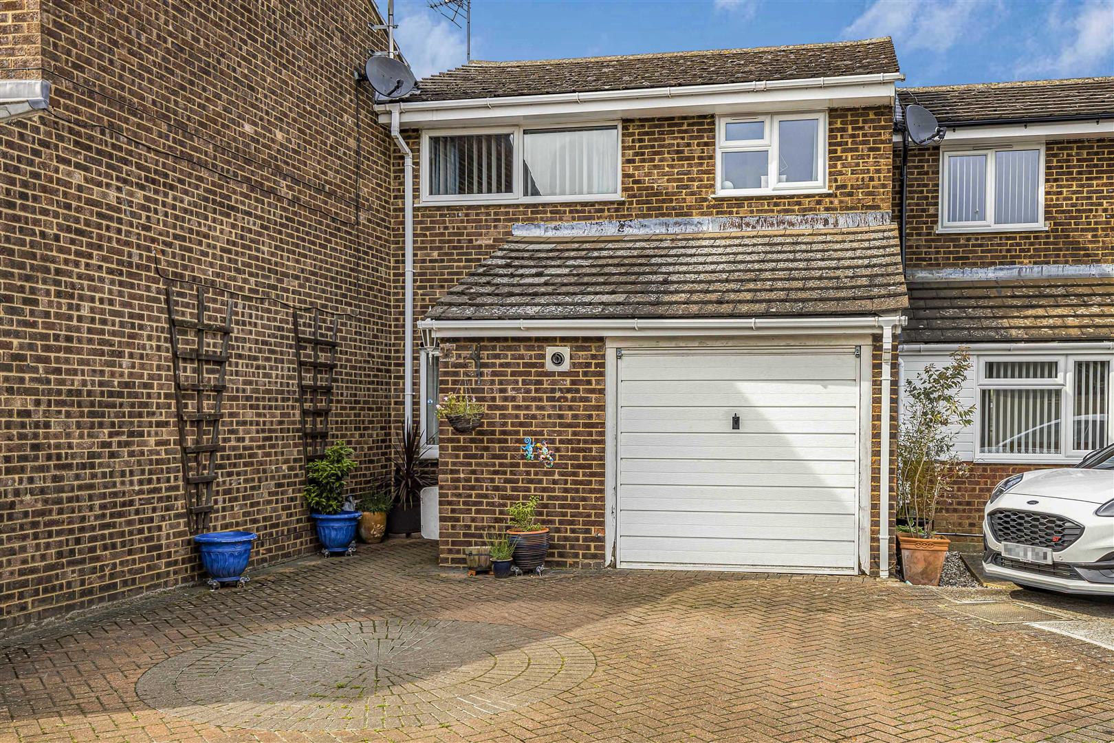 3 Bedroom for sale in Saffron Walden Cheffins Saffron Walden Sales